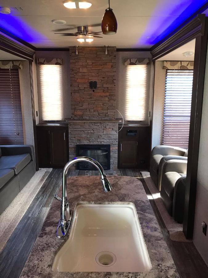 Orchard Queen Motel & Rv Park Middleton Экстерьер фото